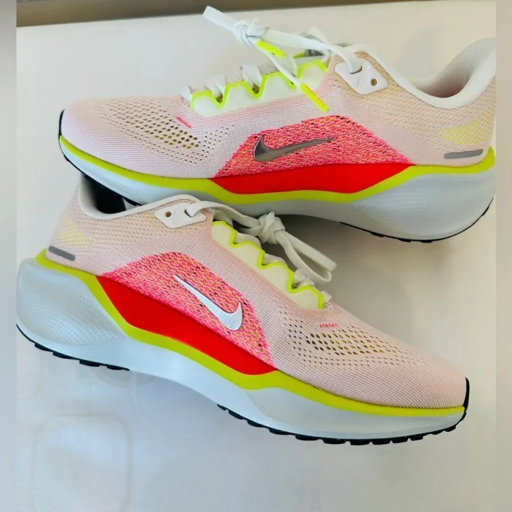 Nike Women's Pegasus 41 Running Sneakers from Finish Line size 7, new - Picture 10 of 11